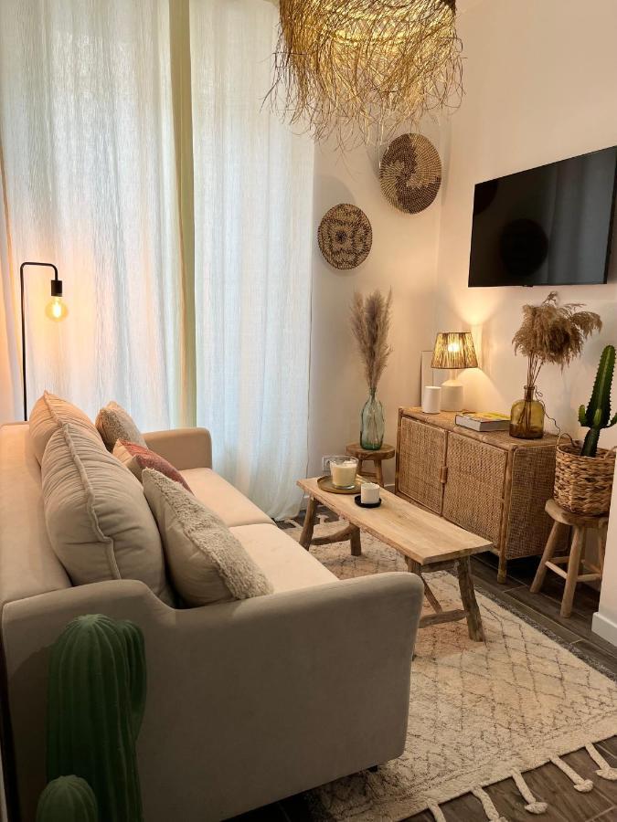 Saint Tropez - Old Village - Modern & Cosy Apartments エクステリア 写真