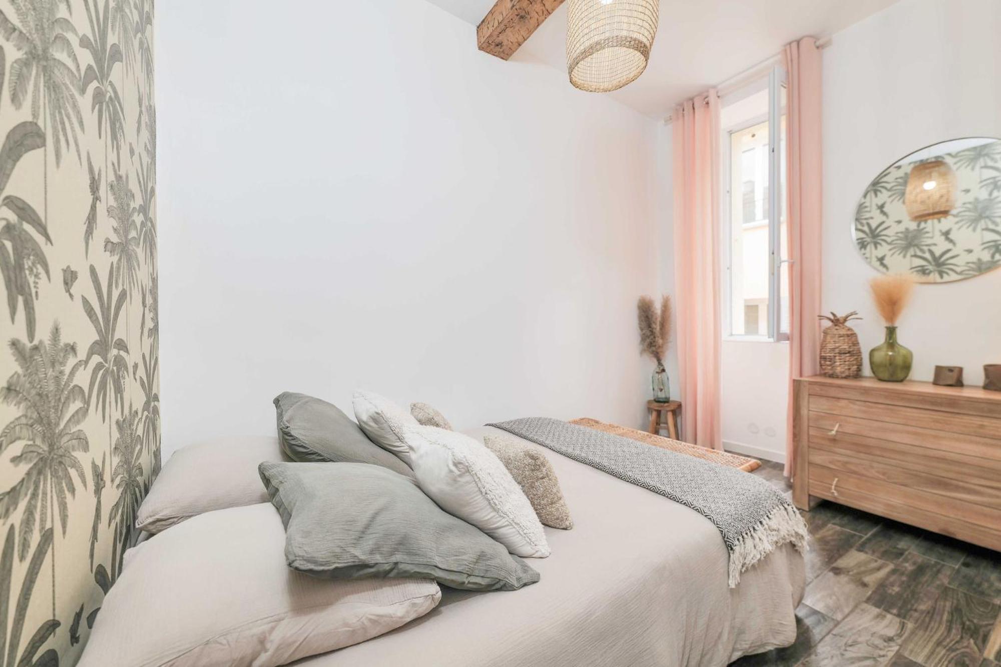 Saint Tropez - Old Village - Modern & Cosy Apartments エクステリア 写真
