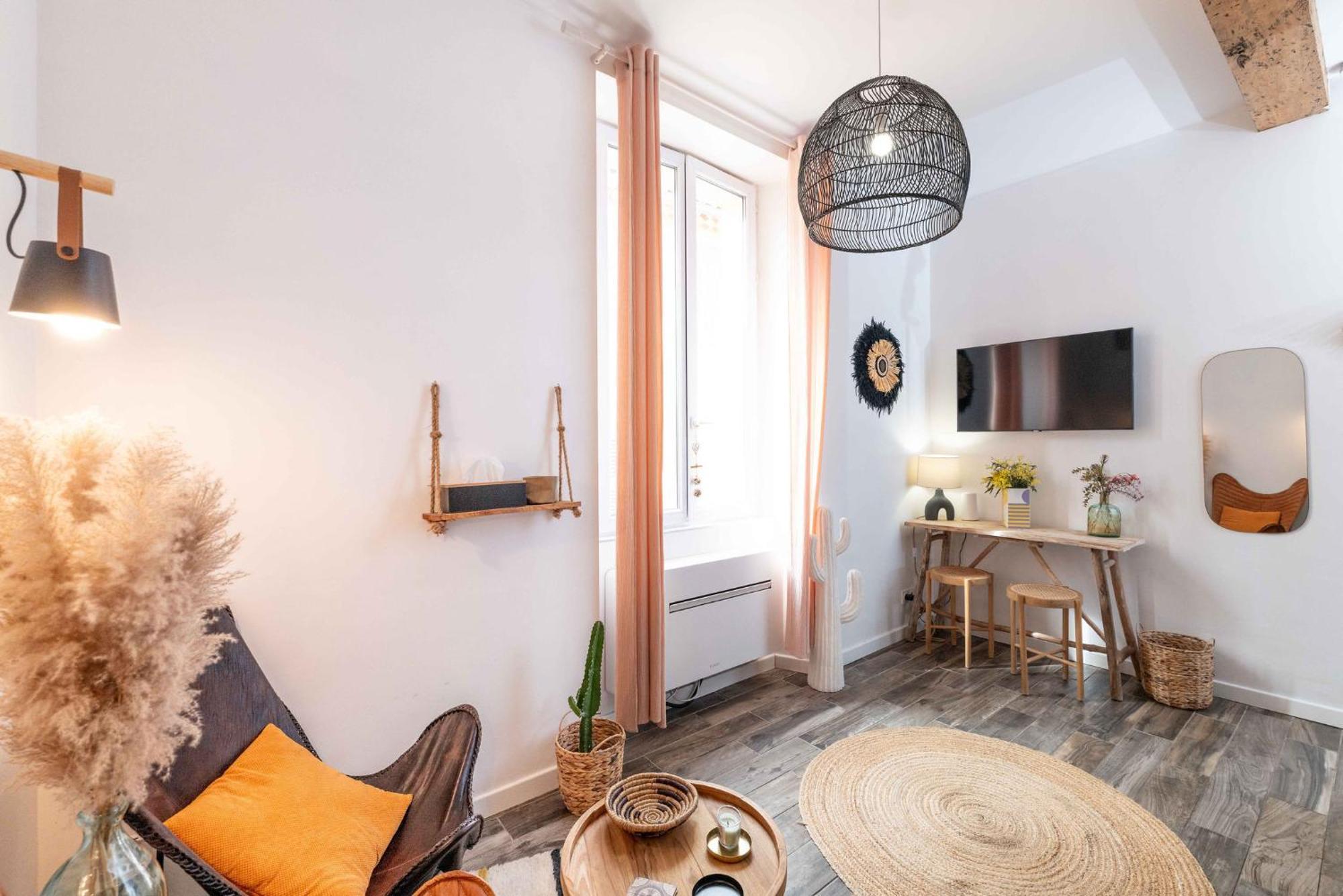 Saint Tropez - Old Village - Modern & Cosy Apartments エクステリア 写真
